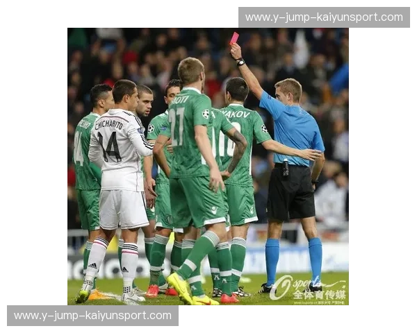 安菲尔德的战鼓与贝尔加莫的狂想：利物浦vs亚特兰大，谁才是欧罗巴之巅的破局者？